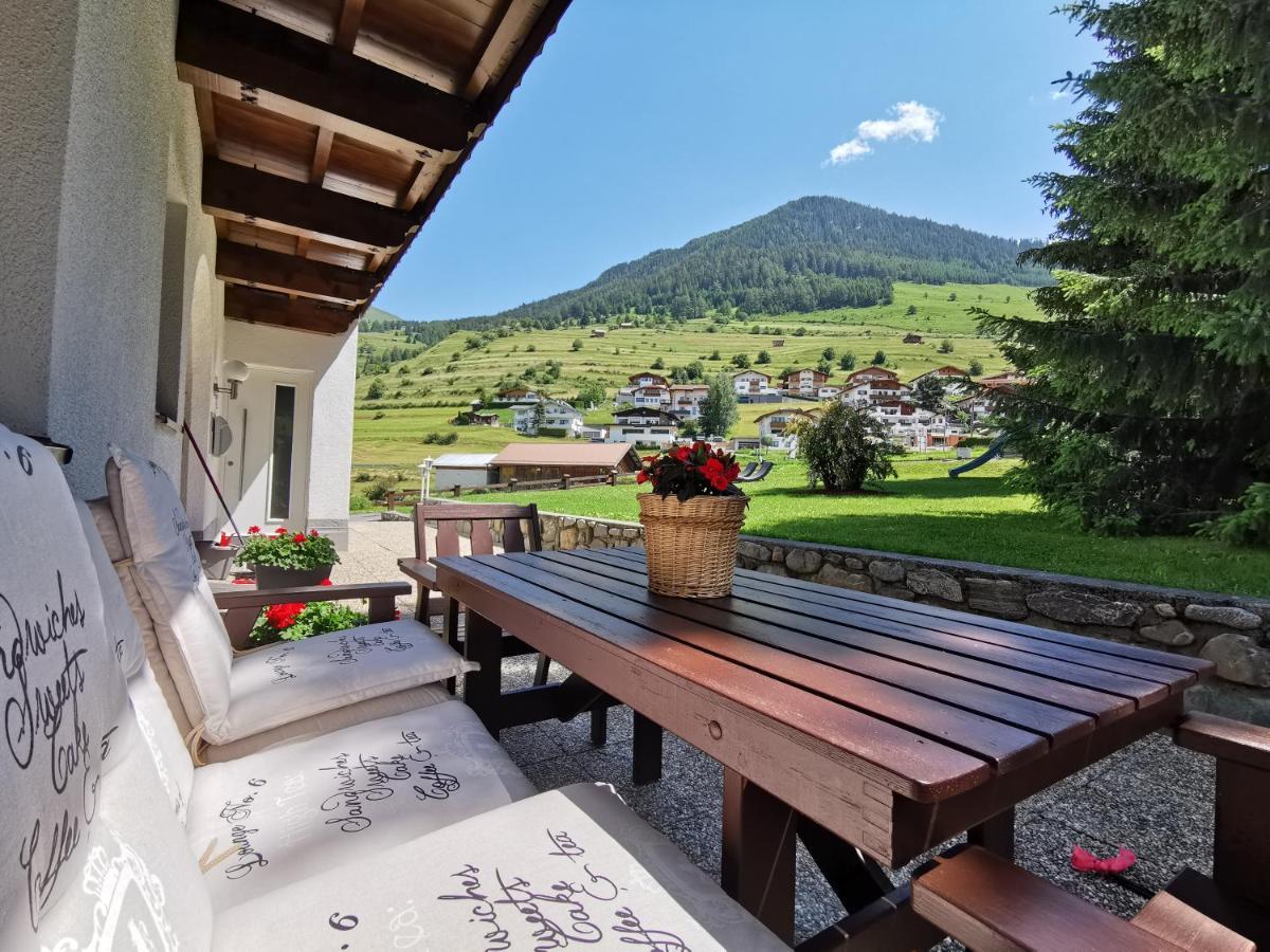 Das Alpenblick & Outdoor Lodge Nauders Eksteriør bilde