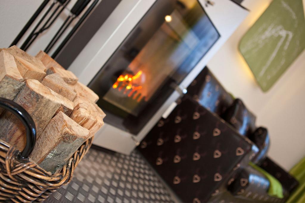 Das Alpenblick & Outdoor Lodge Nauders Rom bilde
