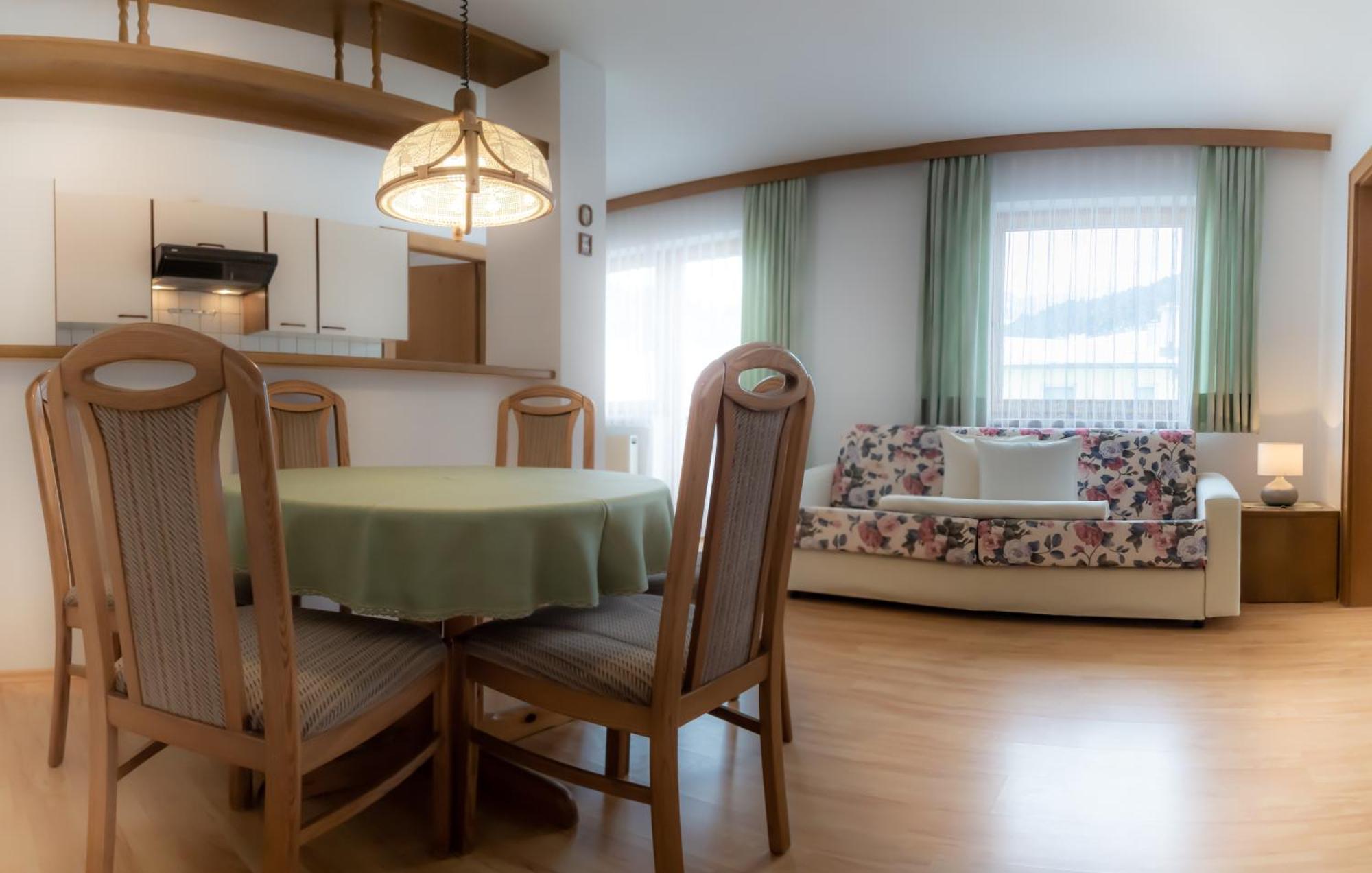 Das Alpenblick & Outdoor Lodge Nauders Eksteriør bilde