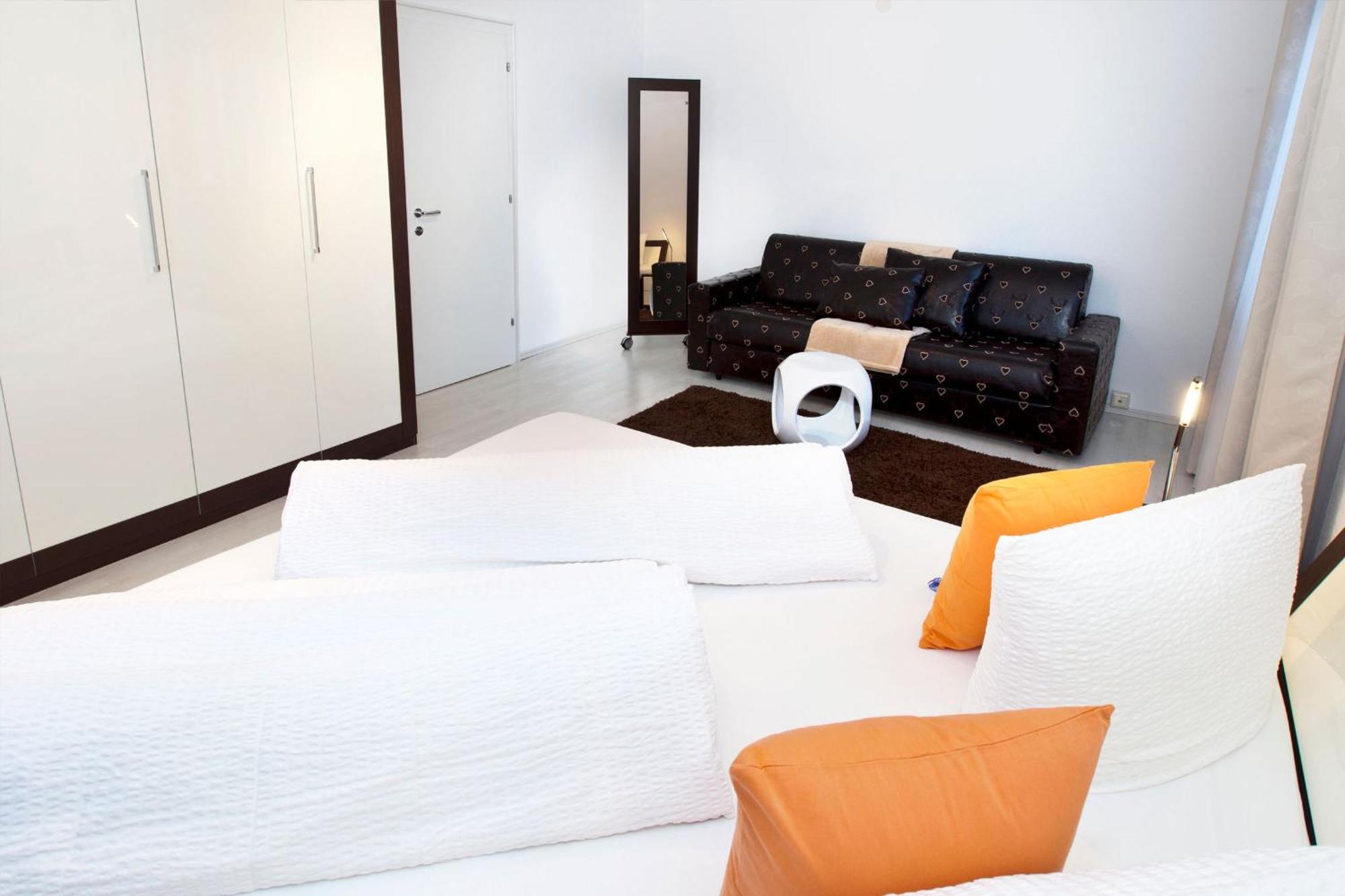 Das Alpenblick & Outdoor Lodge Nauders Rom bilde